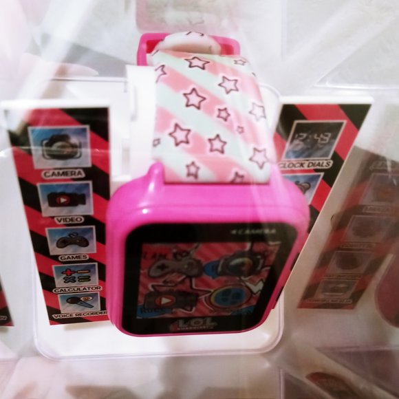 New LOL Interactive Watch Touch Screen Camera Fun Games Ages 6+ - Picture 3 of 7